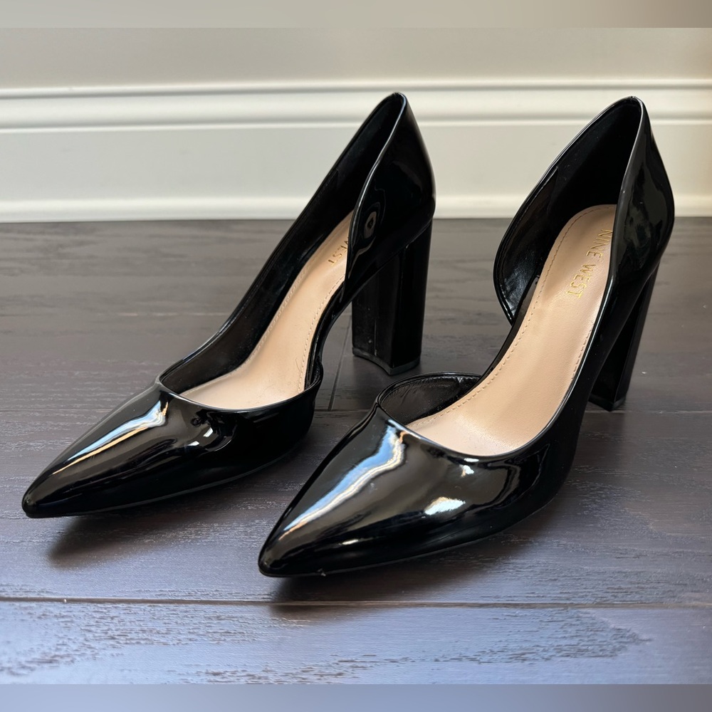 Black patent leather Nine West d’orsey block heals.